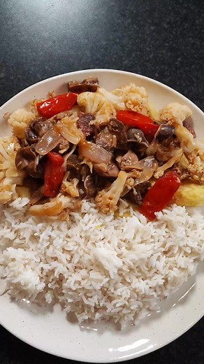 Receta de saltado de coliflor con mollejita peruano