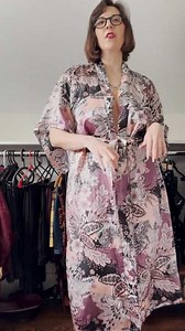 PSA If someones chatting with you on Telegram, Signal, etc... its not me. I ONLY chat on my fanpages, Onlyfans and Fansly link in comments