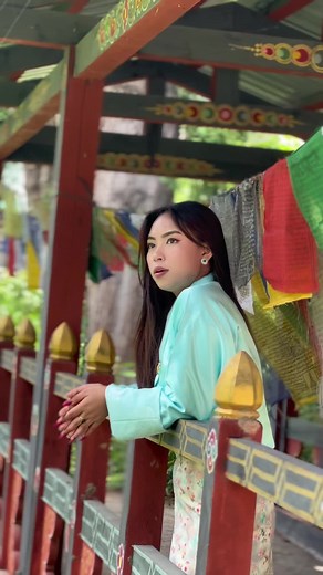 Heartwarming Bhutanese Old Song Remains Evergreen | Emotional Edit