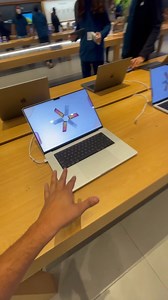 372K views · 709 reactions | Guardate quanto si risparmia a comprare un IPHONE o un Macbook Pro negli USA!  Ho comprato un nuovo computer qua a Los Angeles, guardate la differenza di prezzo dall' 'Italia! | La tua guida a Los Angeles di Marco Squintu | Facebook