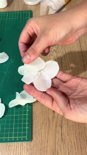 How to Make Beautiful Rice Paper Flowers
