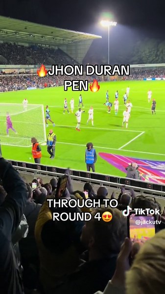 Duran's Incredible Penalty Advances Aston Villa in Round 4