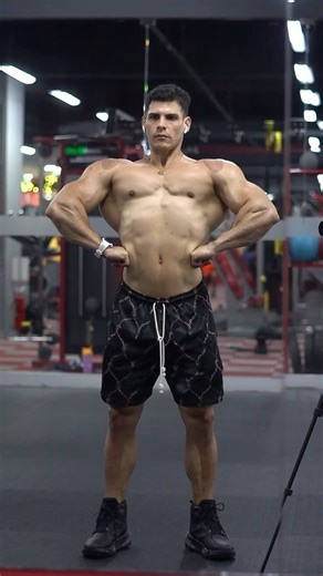 Creating a new character #naturalbodybuilding | Max Murillo