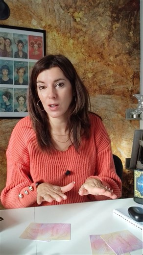 Irène Rust Tarot on Instagram: "Hello bonjour . Aujourd'hui je vous propose deux choix pour la guidance du jour. Les énergies sont spéciales, je vous préviens ça peut être intérieur ou extérieur. 😉👍 Bon, bin, bah voilà le tirage du jour avec @fee_moi_signe oracle fée moi signe 🤩 #tiragefecartes"