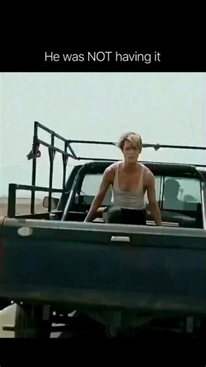 ☃️ on Instagram: "𝑴𝒐𝒔𝒕 𝒊𝒏𝒕𝒆𝒏𝒔𝒆 𝒇𝒊𝒈𝒉𝒕 𝒔𝒄𝒆𝒏𝒆 — 𝒃𝒐𝒅𝒊𝒆𝒔 𝒂𝒏𝒅 𝒃𝒓𝒂𝒊𝒏𝒔 𝒐𝒗𝒆𝒓 𝒃𝒍𝒂𝒔𝒕𝒔. — Terminator: Dark Fate (2019) reignites the franchise with a battle that feels less like choreography and more like a physiological siege. What you’re seeing isn’t just stuntcraft — it’s the 𝑭𝒊𝒈𝒉𝒕-𝒐𝒓-𝑭𝒍𝒊𝒈𝒉𝒕 𝑹𝒆𝒔𝒑𝒐𝒏𝒔𝒆 in action: an acute sympathetic surge that mobilizes muscle, sharpens attention, and narrows choice — the body preparing to survive (Walter 