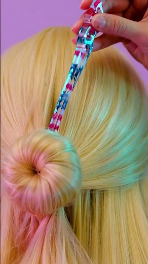 Sparkle & Shine: Create Your Own Epoxy Jewelry! ✨