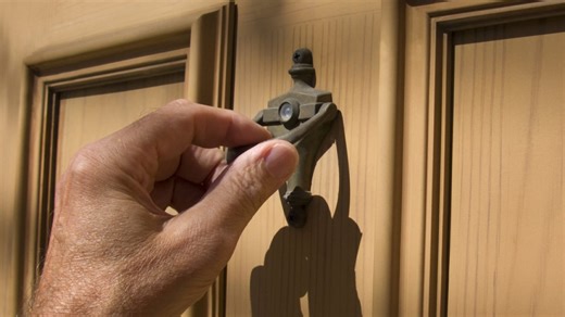 CBC K-W goes door-knocking with local candidates ahead of Monday's election