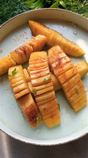 Spicy Mango pickle #youtubeshorts #viralshort #mangopickle #