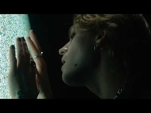 ENVYYOU - chrome butterflies (Official Video)