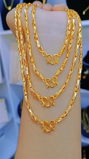 #ရွှေကြံစစ်ကြိုး ဆိုင်(၁).သာကေတမြို့နယ် ဆိုင်(၂).သဃ်န်းကျွန်းမြို့နယ် ဆိုင်(၃).မရမ်းကုန်းမြို့နယ် ph.09684445221 ph.09757003716 vb.09423771782 #foryoupage #shwezinjewellery #fancy #fyppppppppp