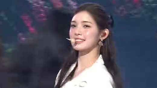 hearts2hearts《Pretty Please》2025KBS开放音乐会 LIVE 音乐现场 中文字幕（251130）