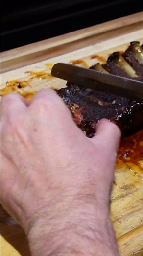 Mom’s Maple Syrup BBQ Ribs | Sweet, Spicy & Glazed to Perfection