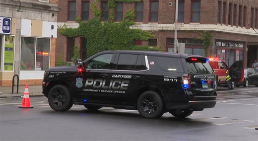 1 person in critical condition after double shooting in Hartford