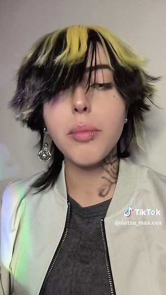 Mikey Cosplay Transformation Tutorial - Tokyo Revengers