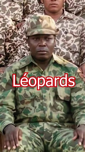 Les Léopards d’Haïti : naissance, pouvoir et disparition de l’élite militaire sous Jean‑Claude Duvalier Dans cette vidéo, découvrez l’histoire fascinante des Léopards, une unité militaire d’élite créée en Haïti durant la période de la dictature des Duvalier. Conçus comme une force spéciale mieux entraînée et équipée que l’armée régulière, les Corps des Léopards ont joué un rôle important dans la sécurité du régime et dans les opérations militaires du pays. 📚 Au programme : • Origine et création
