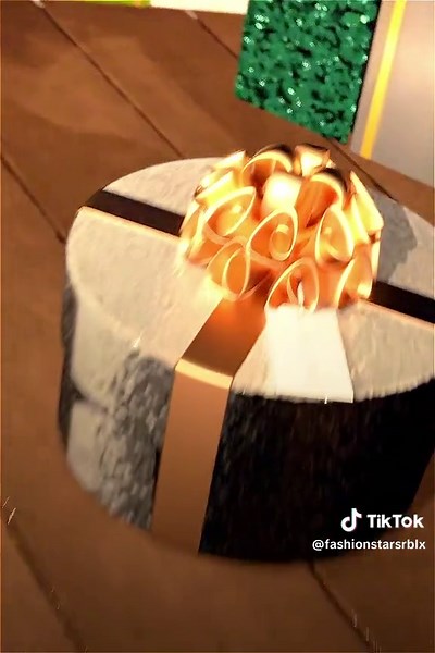 Fashion Stars Christmas Update on Roblox - Dec 17th