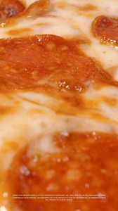 3.7K reactions · 68 shares | Nuestra pizza de pepperoni es la que tiene todo el talento y lo mejor, ¡SIN TRAMPAS!, solo a un super precio de $99. | Little Caesars | Facebook