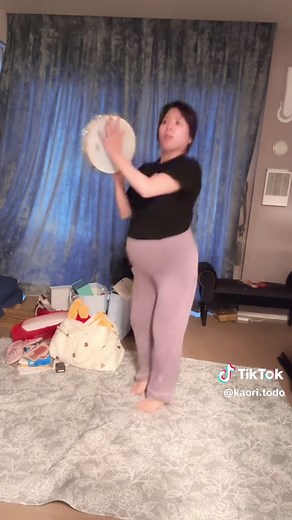 39週目妊婦、20キロ増の体で踊ってみた