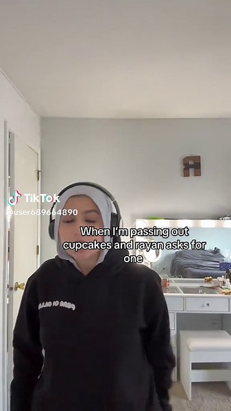 Cupcake Distribution: Memes and Fun Moments