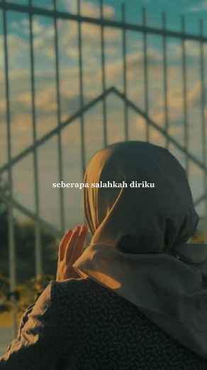 seberapa salahkah diriku #dilemacinta #ungu #lirik #untukmu #sadvibes #berandatiktok #lirikcapcut #Karetdua #CapCut