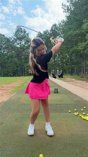 Spend a practice session with me!! 🤩⛳️ I love golf because I love learning, and setting goals that I get to work hard to accomplish! Here’s your sign to choose something today that cares for your mind! #golf #golftok #golftiktok #golfer #zillpartner @zill