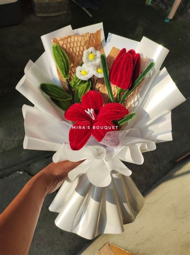 Wrapping lily & tulip bouquet tutorial ♥️✨ #mirasbouquet #Valentines2026 #fuzzywireflowers #wrappingtutorial #tutorial | Mira's Bouquet