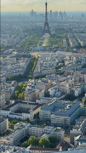 What to see in Paris in 24 hours 🇫🇷 Complete itinerary on Eleonora Ongaro's blog.