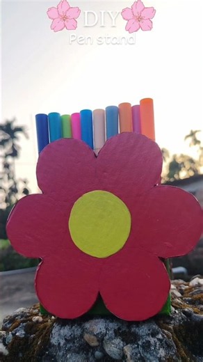 🌸 How to Make a Flower Pen Stand | Easy DIY Craft #Shorts #gamefilter