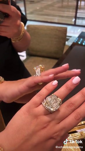 Champagne Color Asscher-Cut Diamond Ring Details