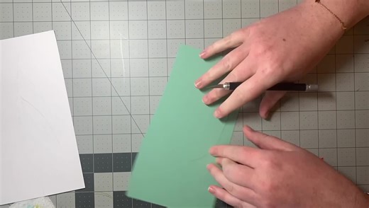 We’ve got another behind-the-scenes take! Watch how the Artfully Composed Designer Series Paper was designed before it went into production🌴. What projects will you use your Artfully Composed Designer Series Paper on? Let us know! Contact your demonstrator to get your own Artfully Composed Designer Series Paper or click here to see more: https://bit.ly/3zToDVK | Stampin' Up!