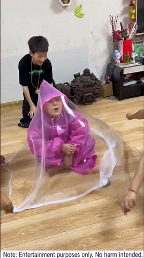 Fight to make big bubbles!Big Bubble Challenge with Foam Slime!)#shrots