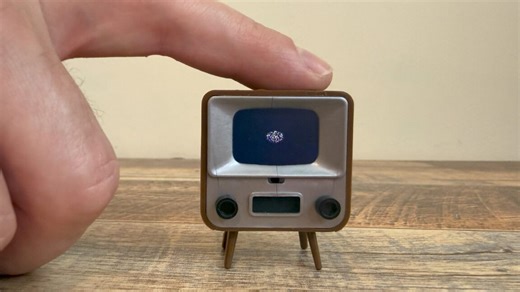 Video player looks like a 1-inch TV from the ’60s and is wondrous, pointless fun