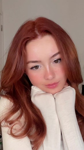 Cool-Toned Eye Makeup Tutorial | Winter Makeup Trend