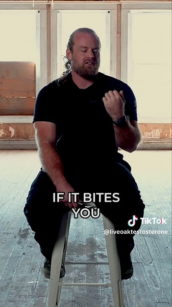 Understanding the difference between venomous and poisonous animals is key for appreciating nature's complexity. While snakes inject venom, making them venomous, frogs that you could get sick from if ingested are classified as poisonous. Here's a quick breakdown: Venomous: Injected through bites (like snakes). Poisonous: Ingested and makes you sick (like poison dart frogs). Being informed helps you navigate the wild safely. #WildlifeWisdom #NatureFacts #HealthEducation #SafetyFirst