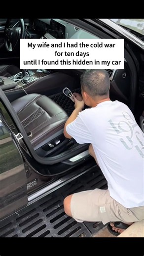 Do you know what's i find in car #Myhomepage #Buyit #GPS #Tracker #Detector