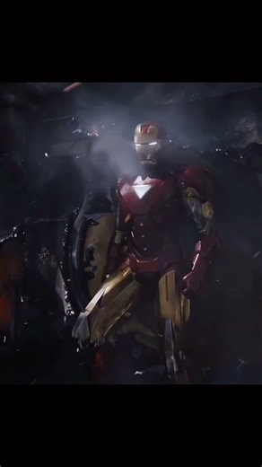 How does Iron Man's HUD system work?
