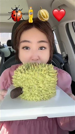 Eat emoticons,eat you bite by bite,the co-pilot eats snacks#food#shortvideo#eatemoticons