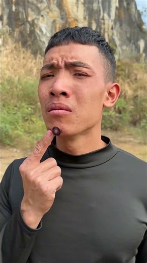 His Beard Inspection Takes a Hilarious Turn! 😆😁😃😁