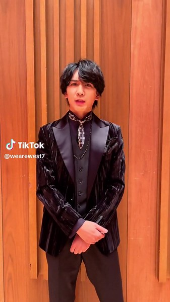 10th Anniversary Album「AWARD」発売まで、あと1日💙 - Official Announcement