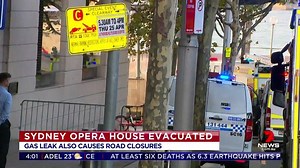 Circular Quay: Hundreds have been evacuated from the Sydney Opera house following a gas leak on Macquarie Street. Story: 7news.link/qNraZs #SydneyOperaHouse #7NEWS | 7NEWS Sydney