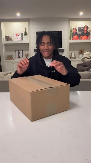 Timmy Unboxes His New Kobe 5 Basketball Shoes