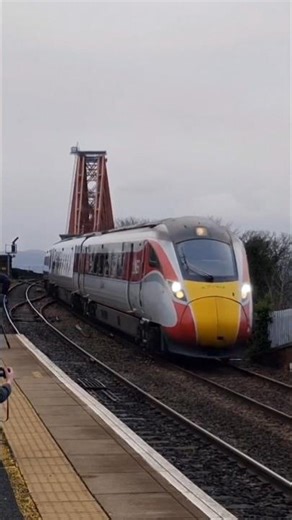 An Azuma crosses the Forth! #train #railway #shorts