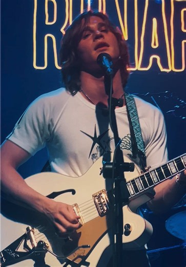 Beautiful Stranger: A Heartfelt Musical Journey