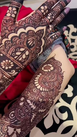 Signature Bridal Mehndi Designs by Hassan Mehndi Parlour
