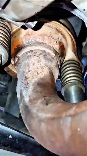 How to Tighten Exhaust Pipe Flange Bolts#shorts #satisfying #mechanic #automobile #repairs