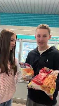 Schere, stein, Papier Challenge mit freundin💕