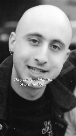 1.6K views | Go behind the scenes with Simple Plan: The Kids in the Crowd, as the band reflects on 25 years of pop-punk chaos, brotherhood and sold out crowds around the world. Premieres July 8 on Prime Video. ❤️落 | Warner Music Canada | Facebook