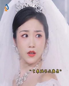 828K views · 10K reactions | สาวน้อยใจร้ายทรมานหญิงชราในที่สาธารณะ...