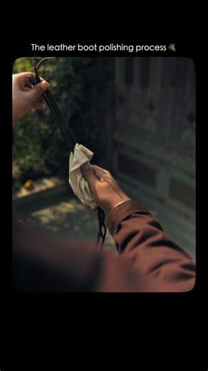 The leather boot polishing process