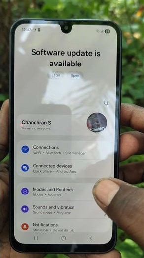 How to fix yellow screen problem in Samsung Galaxy A17 5G #5minutestech #samsunga17 #yellowscreen